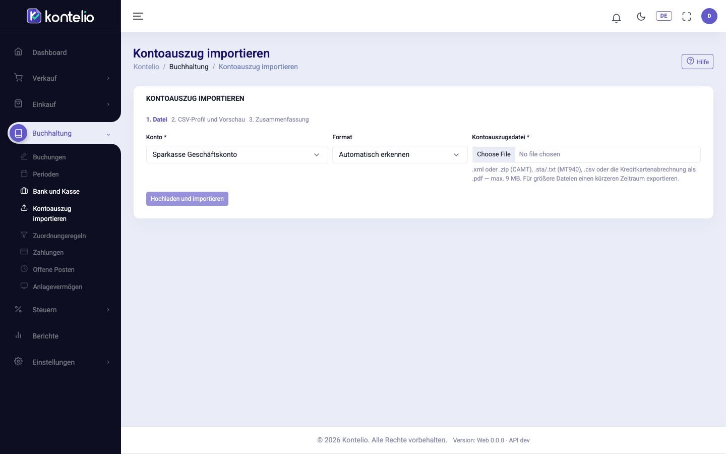 Der erste Schritt des Imports mit Konto, Format und Datei